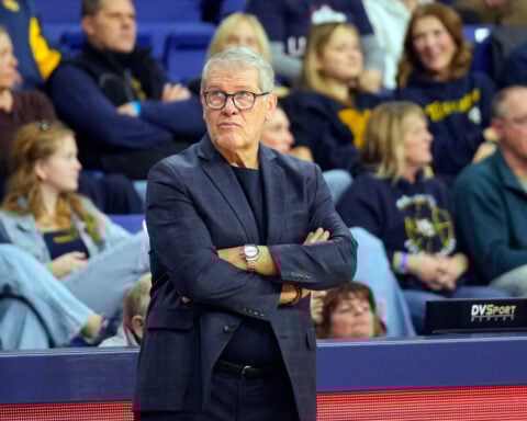 Texas moves to No. 1 seed in latest NCAA women's bracket preview, joins UConn, UCLA, South Carolina