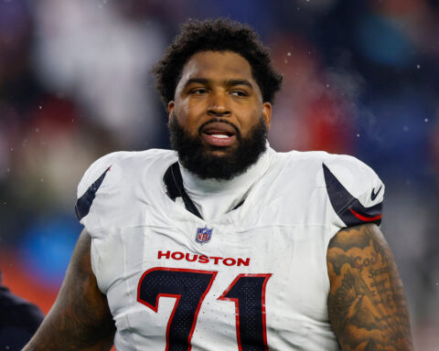 Browns agree to acquire offensive tackle Tytus Howard from Texans, AP source says