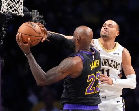 Luka Doncic scores 27 points as the Lakers rally past the Pelicans, 110-101