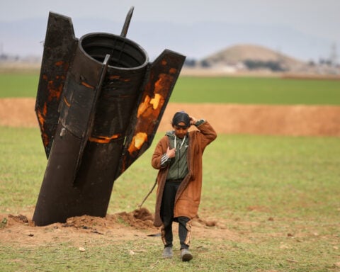 US sinks Iranian warship as Iran warns of widespread destruction in the Middle East