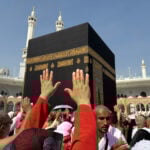 War in the Middle East ensnares many Muslim pilgrims in travel chaos