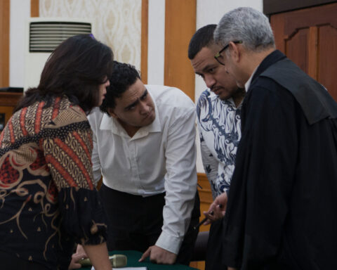 Indonesian court sentences 3 men for shooting death of fellow Australian in Bali