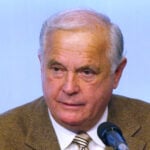 Alexander Butterfield, the Nixon aide who disclosed Watergate tapes, dies at 99