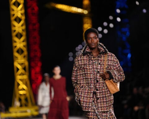 Margot Robbie, Oprah watch Blazy transform Chanel with color and craft