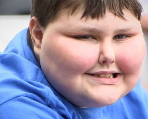 Teen who beat cancer uses Make-A-Wish to help feed people in his community