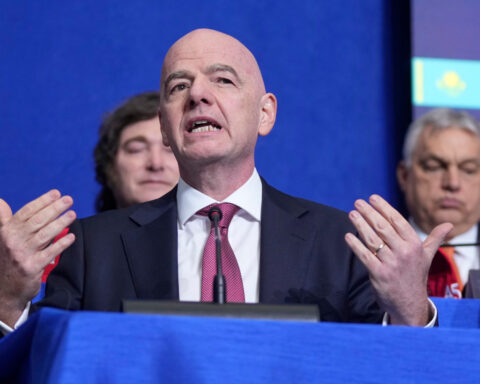 Infantino says he's talked to Trump and was assured that Iran can come to US for World Cup