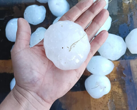 At least 2 people killed as dangerous storms tear through central US with tornadoes and huge hail