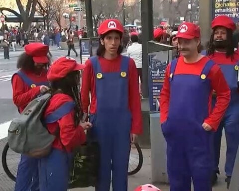 Super Marios take over Union Square in attempt to break world record ON 'Mar10' Day