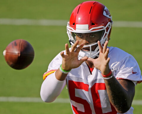 Prosecutor alleges ex-NFL player Darron Lee consulted AI bot to help cover up girlfriend's killing