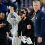 Stephen Curry to miss at least another 10 days for Warriors because of right knee injury