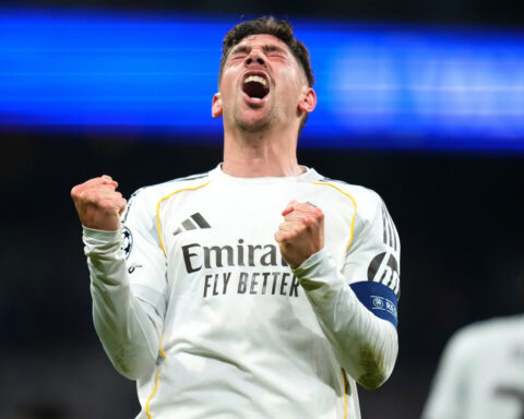 Real Madrid dominates Man City in Champions League, PSG beats Chelsea, Arsenal salvages draw
