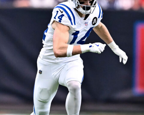 Colts bring back QB Daniel Jones and WR Alec Pierce couldn't be happier