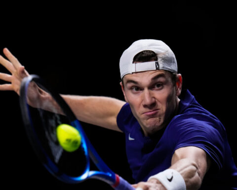 Novak Djokovic falls to defending champ Jack Draper in 3 sets at BNP Paribas Open