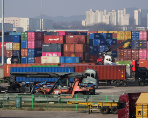 South Korean lawmakers pass law to manage Seoul's pledge of $350 billion in US investments