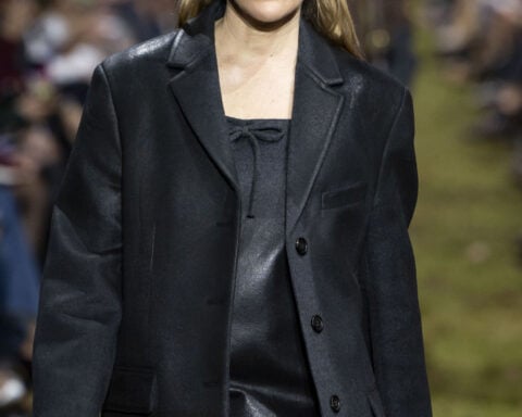 ‘X-Files’ stars, Chloe Sevigny and Janet Jackson tunes: Fashion goes full ’90s