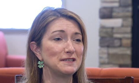 Buffalo Sabres fan takes puck to the head, returns to her seat to watch 8th consecutive win