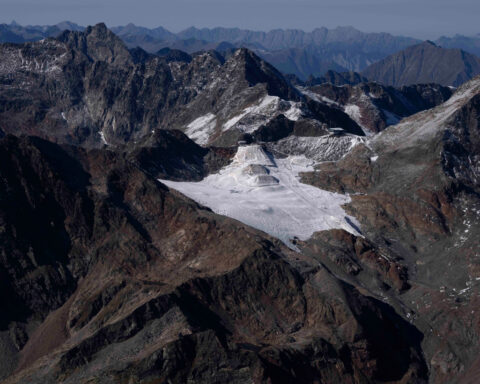 All but 2 of Austria's 96 glaciers have retreated over last 2 years