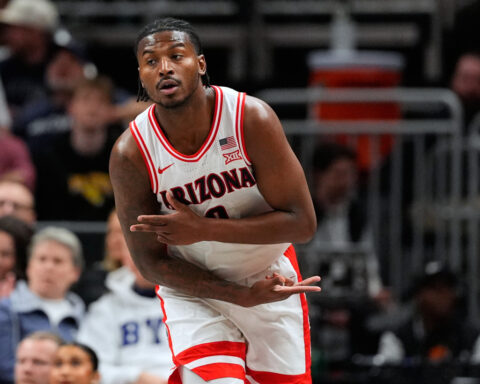 Brayden Burries scores 21 as No. 2 Arizona survives No. 5 Houston 79-74 in Big 12 final rematch