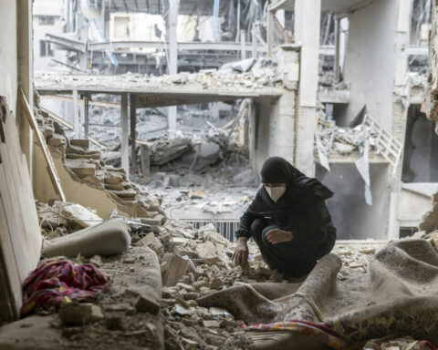 In war-torn cities, air pollution from burning oil depots and bombed buildings unleashes invisible health threats