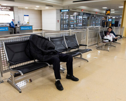 Flight cancellations and delays continue after US storms dump snow in the Midwest and head east