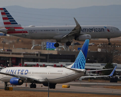 Jet fuel prices and airfares are rising. Travelers are still booking flights, US airlines say