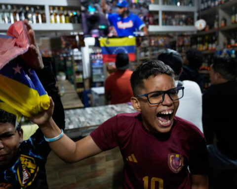 In Miami for the WBC final, Venezuelan fans had plenty to celebrate as their team won the title