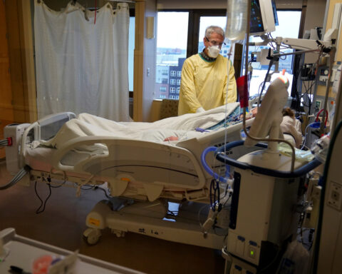 More than 150,000 uncounted COVID-19 deaths occurred early in the pandemic, a study finds