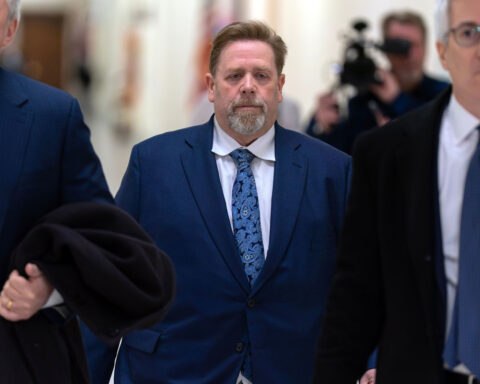 Longtime Epstein attorney says he didn’t know of the financier’s sexual abuse