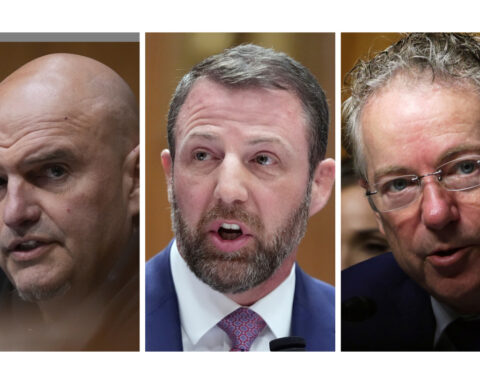 Mullin's DHS nomination advances to full Senate despite opposition from Republican Rand Paul