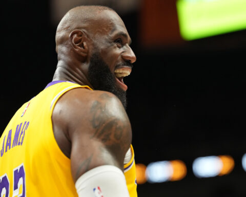 Another record for LeBron: He ties Robert Parish by appearing in his 1,611th NBA regular-season game