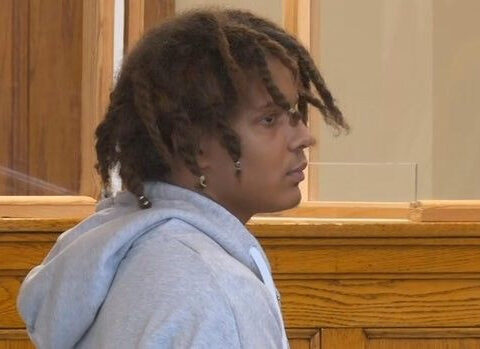 Teens accused of robbing elderly woman at gunpoint. Neighbors helped police find suspects.