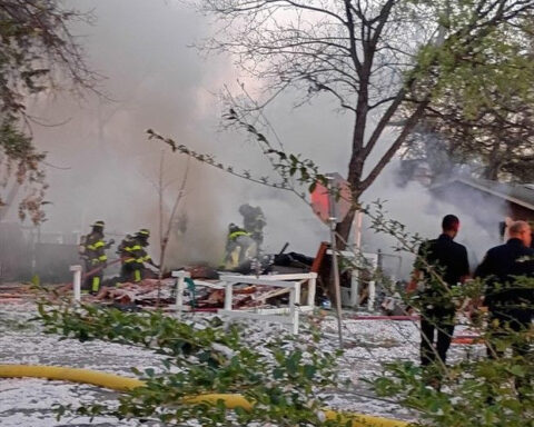 Neighbor describes "bomb-like" blast as he pulls woman from rubble after Lake Dallas home explosion