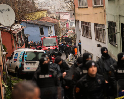 1 dead in Istanbul after gas explosion collapses 2 buildings
