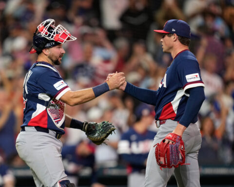 Randy Arozarena apologizes to Seattle teammate Cal Raleigh over comments after handshake snub at WBC