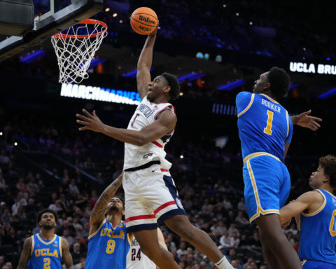 Going big: High-major programs using size to their advantage to maul mid-majors in March Madness