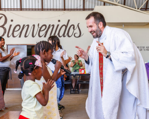 As border dynamics change, priest keeps ministering to migrants and deportees