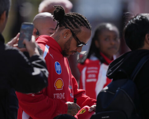 Lewis Hamilton makes it clear he's back in the F1 chase: 'I've not lost what I had'