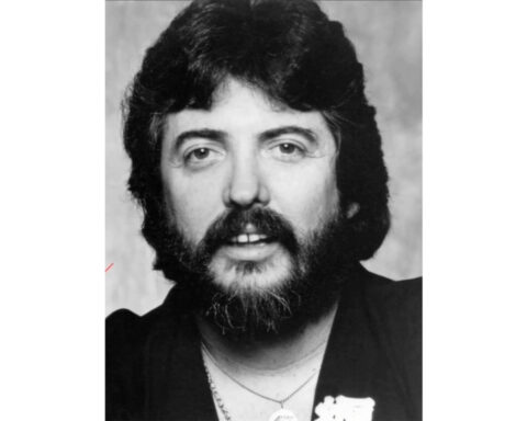 Dash Crofts of Seals & Crofts, known for hits 'Summer Breeze' and 'Diamond Girl,' dies at 87