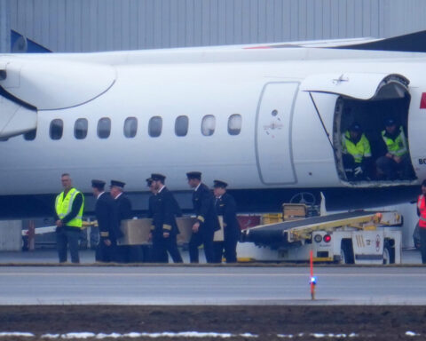 LaGuardia Airport runway reopens, days after crash on tarmac killed 2 Canadian pilots
