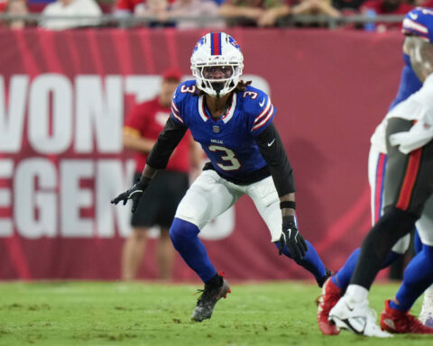 Safety Damar Hamlin returns to Buffalo for 6th season after signing a 1-year contract with the Bills