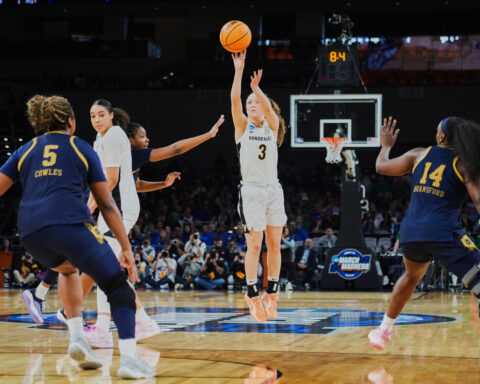 Hannah Hidalgo's triple-double tops Mikayla Blakes in Notre Dame's March Madness win over Vandy