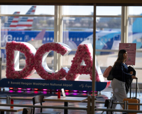 Washington-area airports halt flights due to chemical smell at air traffic center