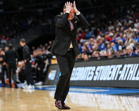 Caleb Foster steadies Duke in return as Blue Devils beat St. John's 80-75 and advance to Elite Eight