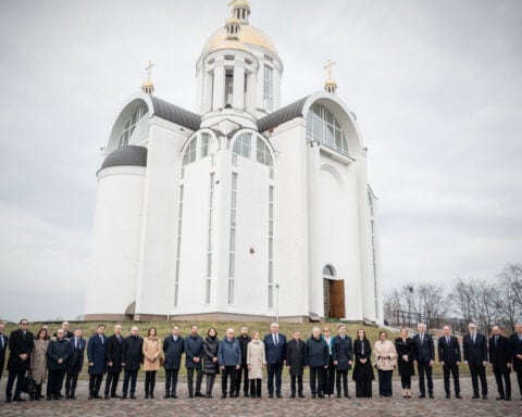 European ministers in Ukraine for Bucha atrocities anniversary as drones hammer Russian oil ports