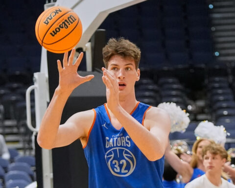 World's tallest basketball player, 7-foot-9 Olivier Rioux, is transferring from Florida