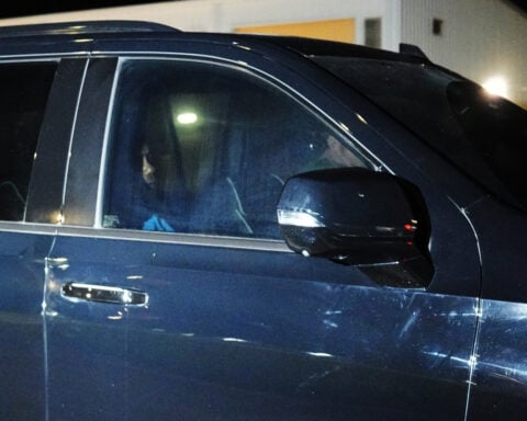 Tiger Woods says he'll seek treatment after pleading not guilty to DUI