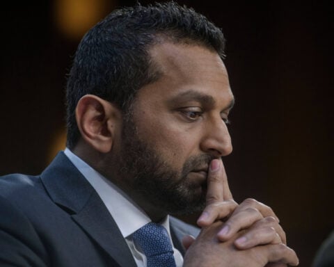 3 FBI agents fired after investigating Trump file class action suit alleging 'retribution campaign'