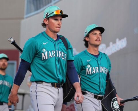 Mariners agree to $95 million, 8-year contract with top shortstop prospect Colt Emerson