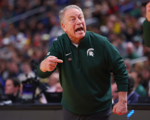 Michigan State's Tom Izzo says he had serious talks last year about coaching NBA's Phoenix Suns