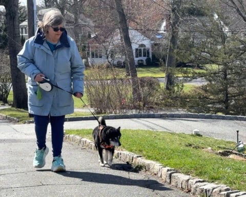 Why 'unretired' seniors are picking up gig work to pay the bills